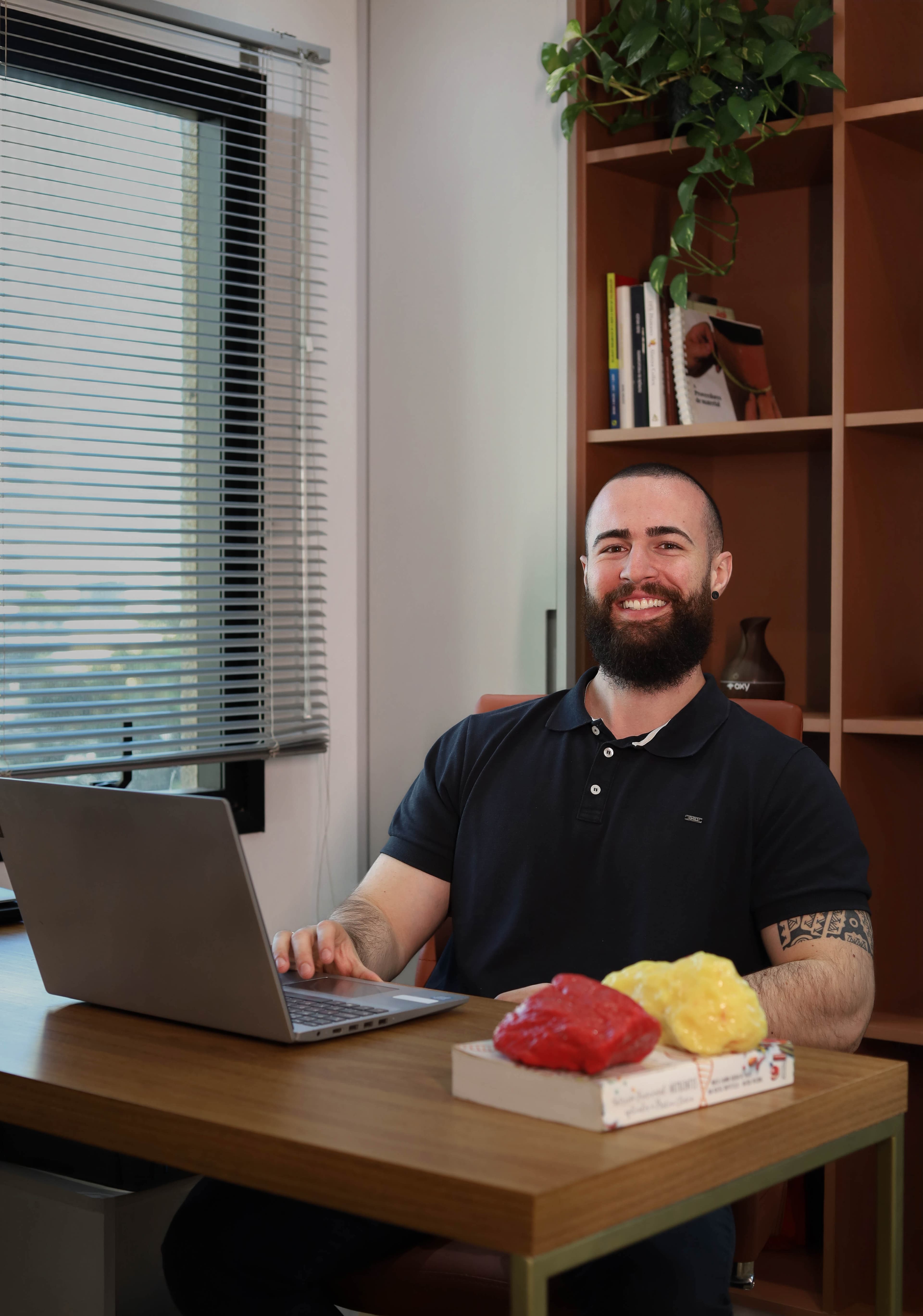 Dr. Leonardo Burgheri em consulta nutricional